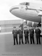 Crew of A65-94 at Pearce WA.jpg